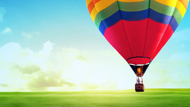 5张天空中的动态热气球PPT背景图片